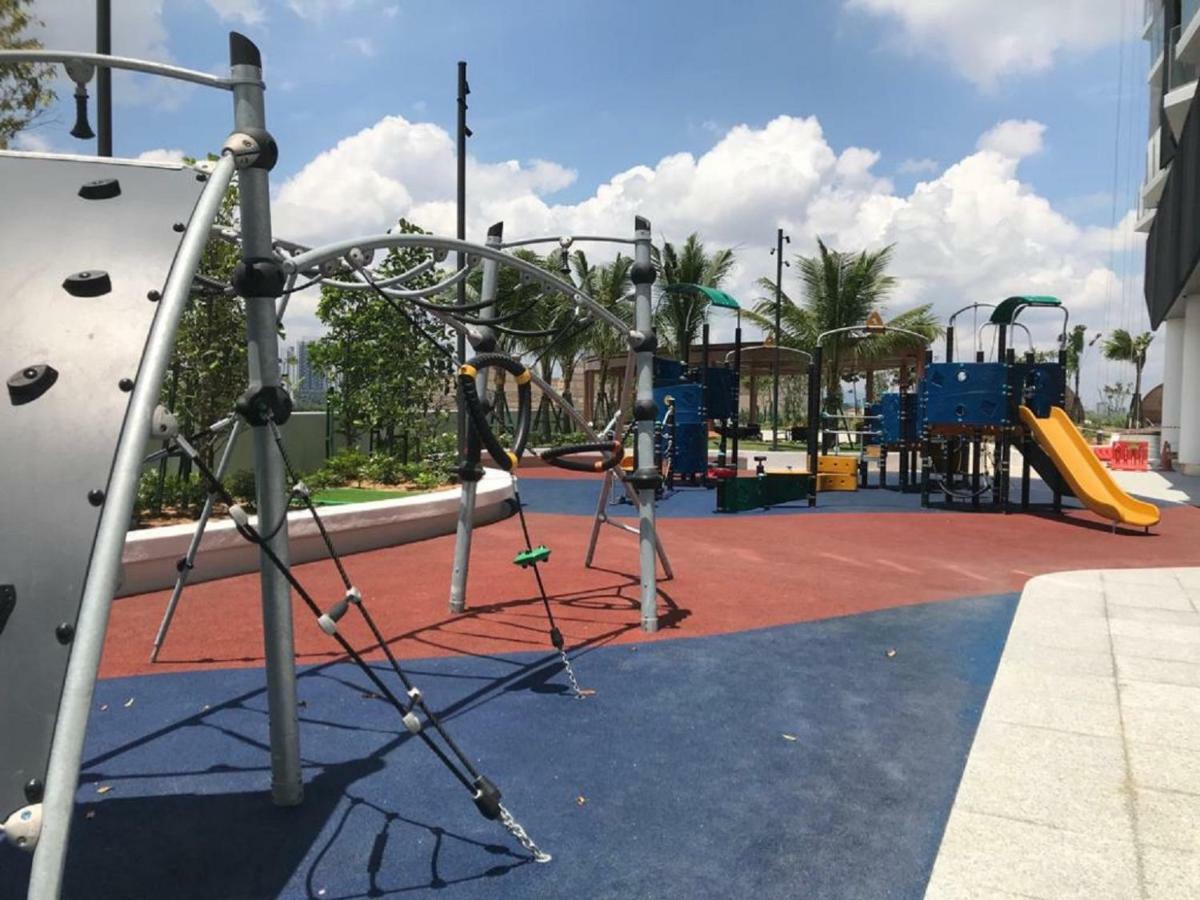 Apartamento Almas Puteri Harbour Nusajaya  Exterior foto
